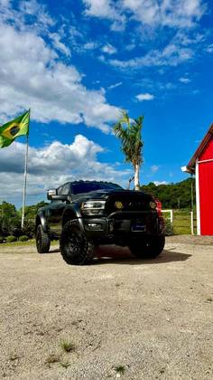 RAM 2500 6.7 I6 TURBO DIESEL LARAMIE CD 4X4 AUTOMÁTICO